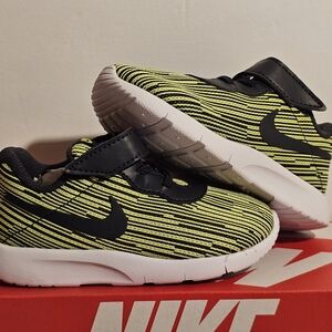 Nike Tanjun SE Toddler Size 7.0C Volt/Anthracite-White 859616-700 2017 Release